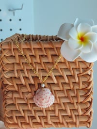 Image 2 of Classic Scallop Shell Necklace 