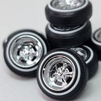 Image 2 of 1:64 scale 5 spoke KO (2 sets)