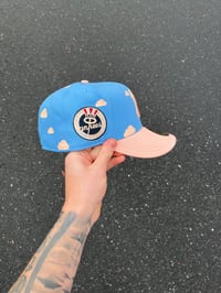 Image 3 of  PINK AFTERNOON PARTLY CLOUDY NEW YORK YANKEES CUSTOM FITTED HAT