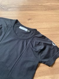Image 1 of The Seamless Short Sleeve | Classic Black 