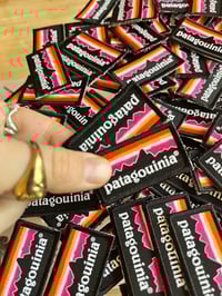 Image 2 of 2x PATAGOUINIA - 2 patchs thermocollants