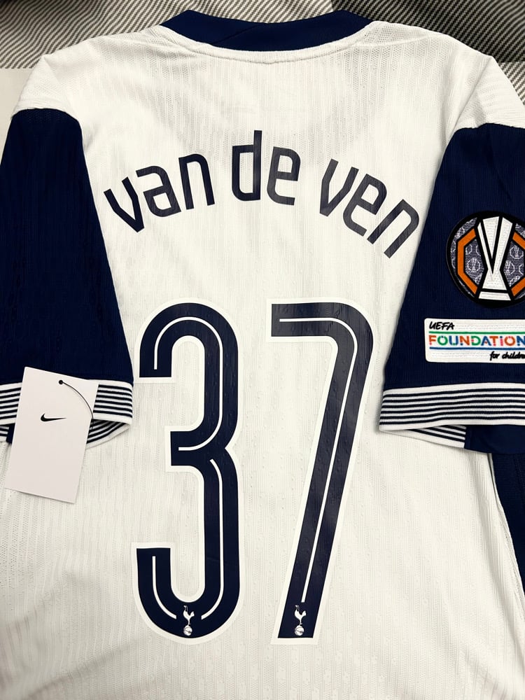 Image of Tottenham Hotspur “VAN DE VEN 37” Vaporknit 2024/25 Home Europa Final Shirt (L)