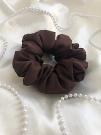 Image 1 of SCRUNCHIE STANDARD CHOCOLATE