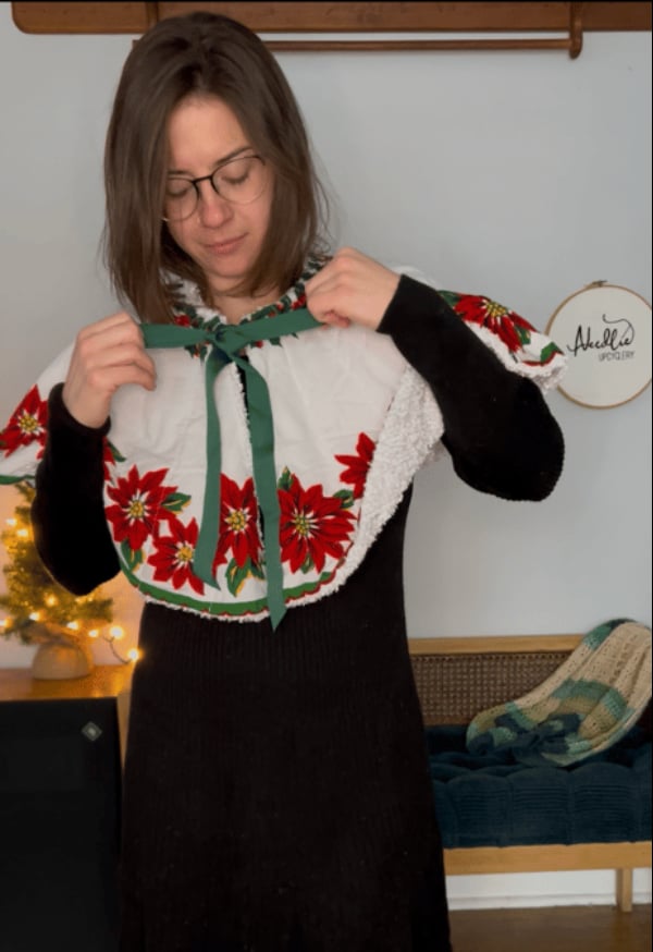 Fuzzy Lined Poinsettia Poncho, OSFA