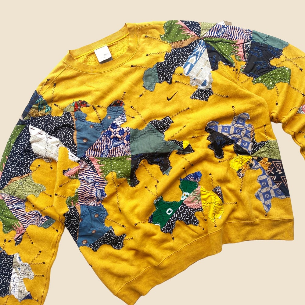 REWORKED NIKE Y2K BATIK PATCHWORK SWEATSHIRT SIZE XL