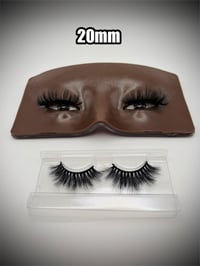 Image 7 of Strip Lashes