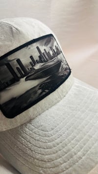 Image 4 of Speed Boat Racing Velvet