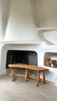Image 1 of Banc courbé en pin 