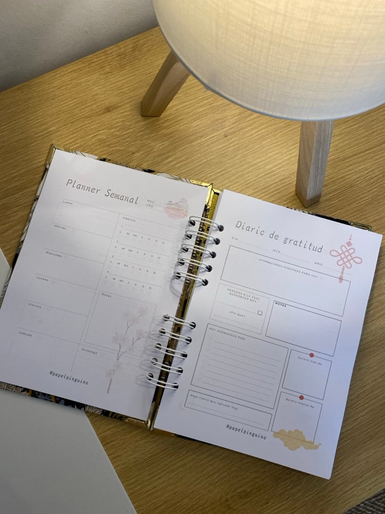 Image of Planner japo + diario de gratitud