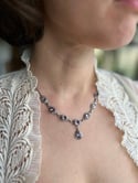 Beau collier en argent avec 8 améthystes facetées, poinçon argent massif, Vintage 1990.