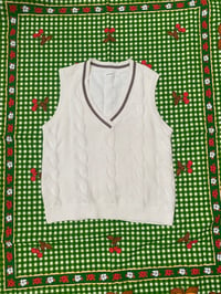 knitted vest 