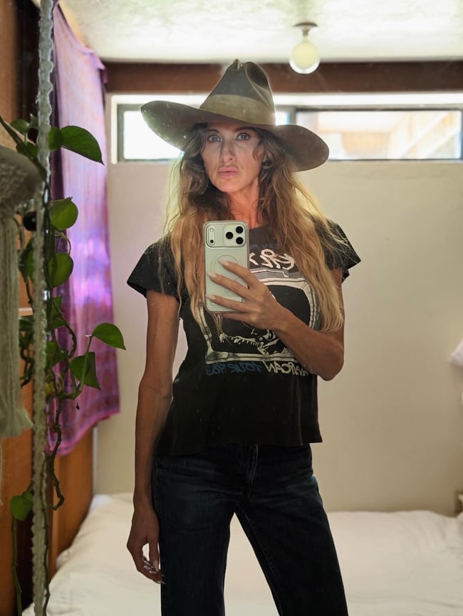 vintage Neil Young concert t shirt tee 80s 70s