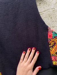 Image 5 of Chaleco FOLIADANEGRO BÁSICO. Feito a man.  Varias tallas. Feito por encarga!