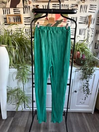 Image 4 of 2 piece green set 