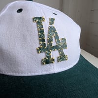 Image 2 of 90s Snapback – Hand Stitched LÁ -2