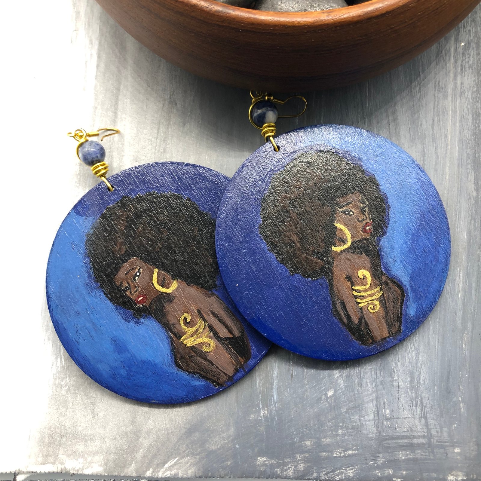 Aggregate 222+ painted wooden earrings latest