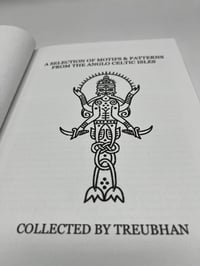Image 2 of Patterns & Motifs From The Anglo Celtic Isles by Treubhan