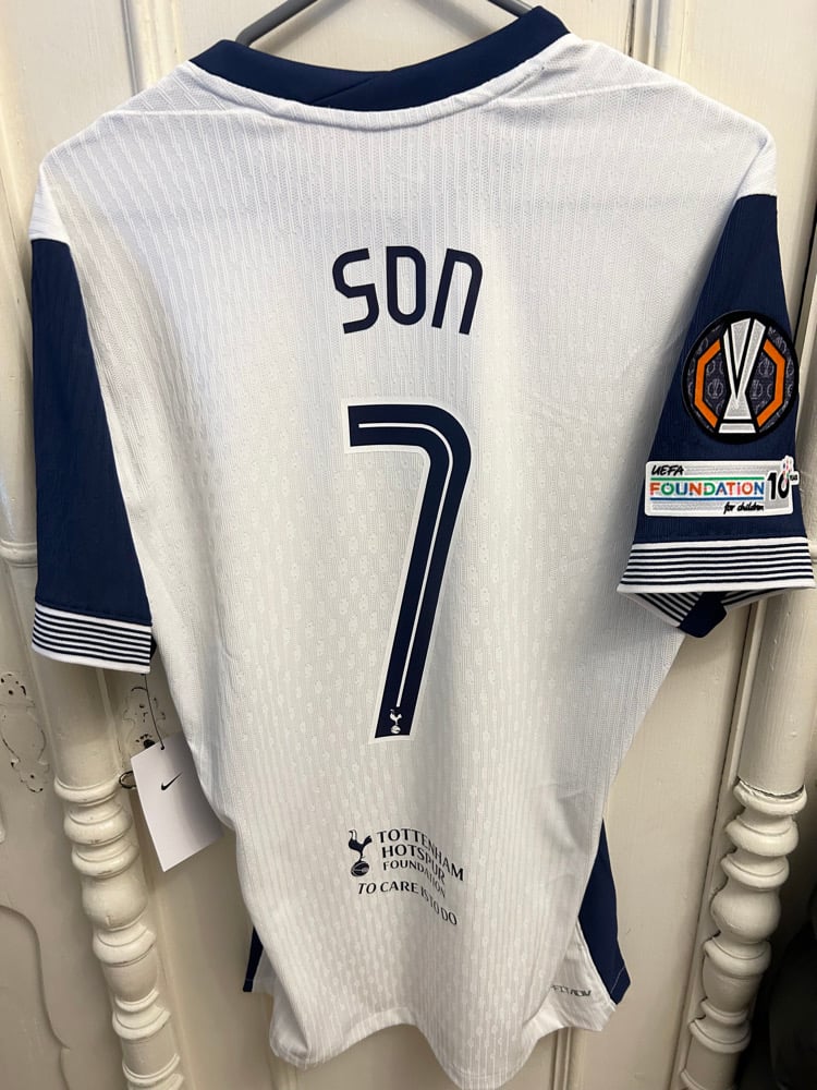Image of PRE ORDER: Tottenham Hotspur “SON 7” Vaporknit 2024/25 Home Europa Final Shirt  (M)