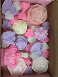 Image 2 of Queenies box 