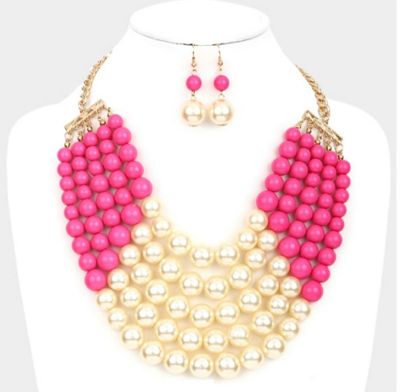 Image of Pearl Necklace 
