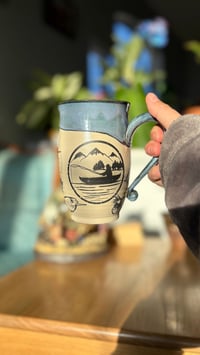 Image 2 of Fishing mug 02