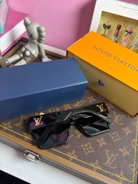Image 2 of LV sunnies (6007)