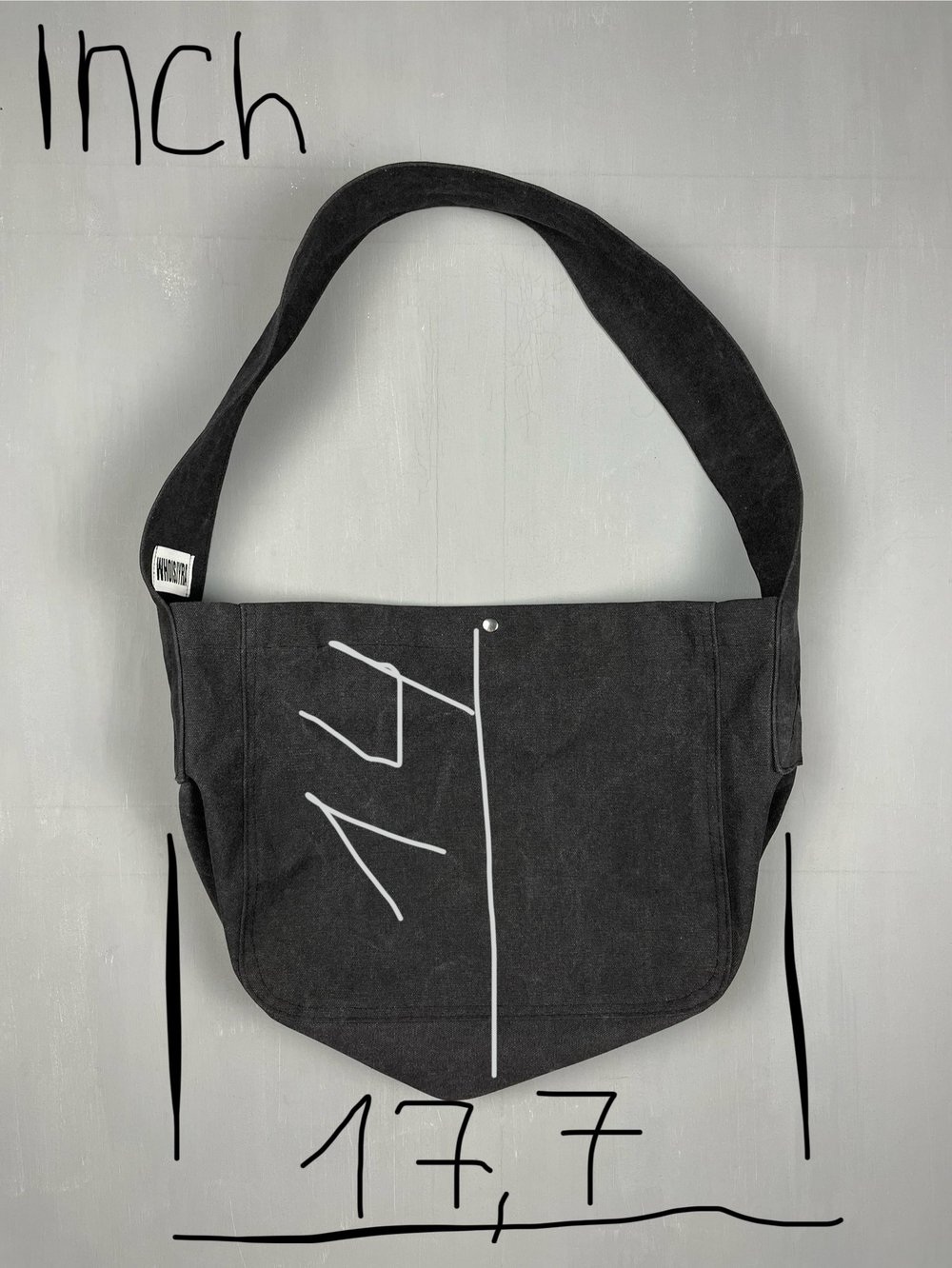 canvas shoulder bag