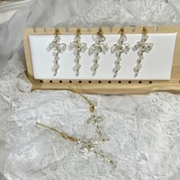 Image 4 of Ribbon Pearl Phone Charm