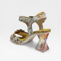 Image 4 of LAURA VITA SL4366D YELLOW