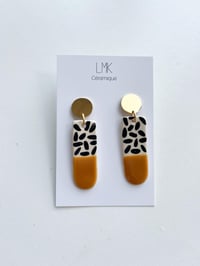 Paire de boucles d'oreilles céramique TOTA miel