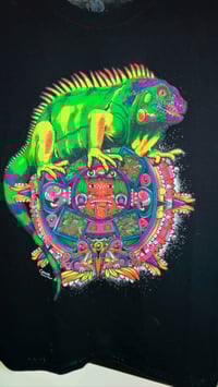 Image 2 of Designer Print Iguana Tee