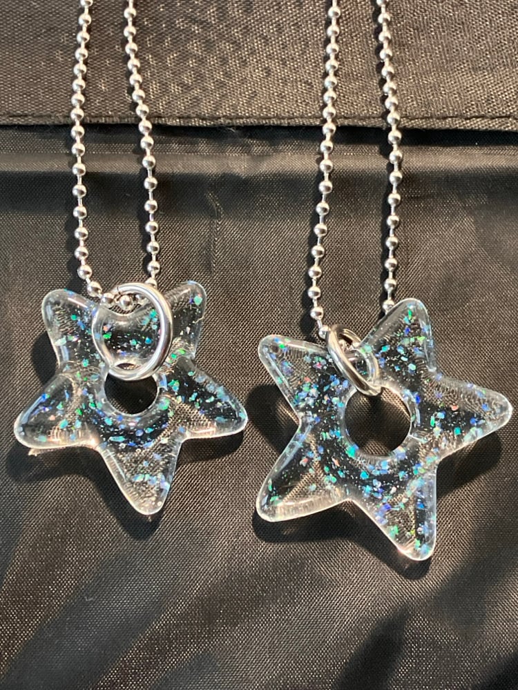 Image of chunky crushed opal stars