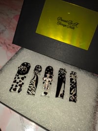 Image 2 of XXL Square Encapsulated Glass Nails