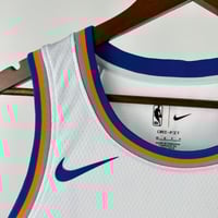 Image 3 of New York Knicks Away