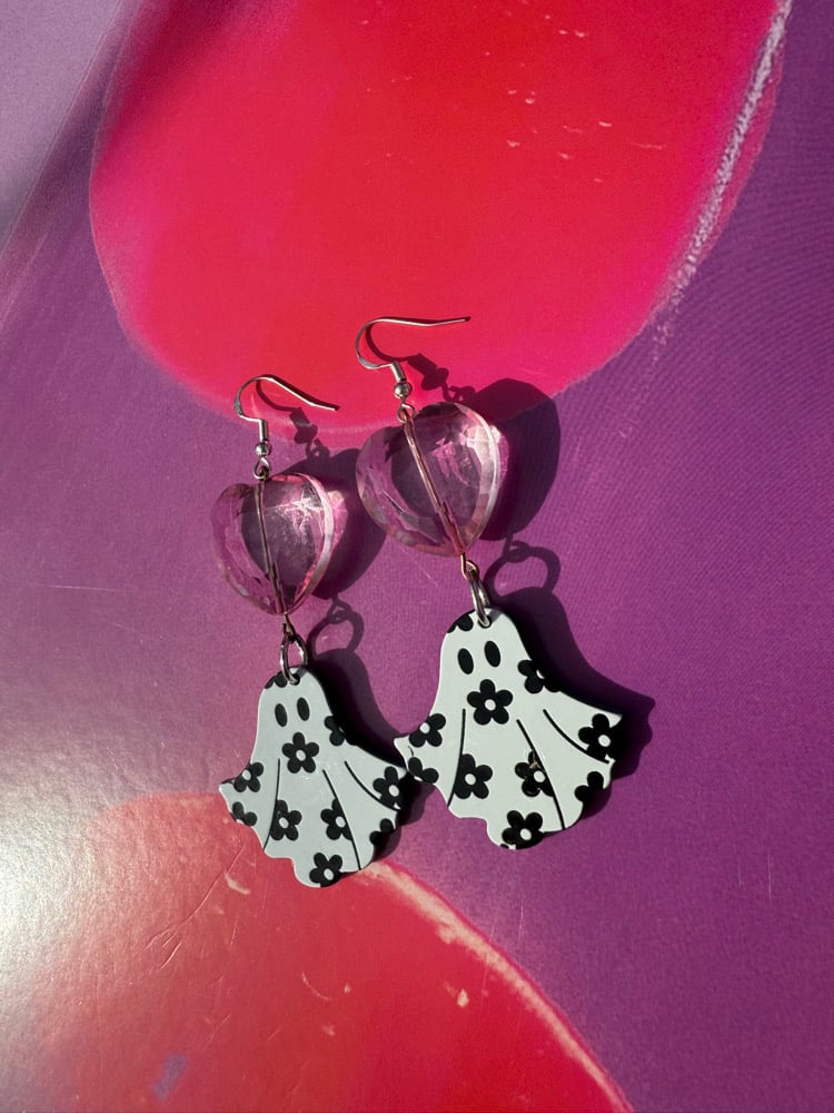 Image of Hippie heart ghost earrings 💕👻