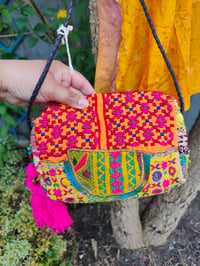 Image 5 of Nula Cutie bag- Orange Shells