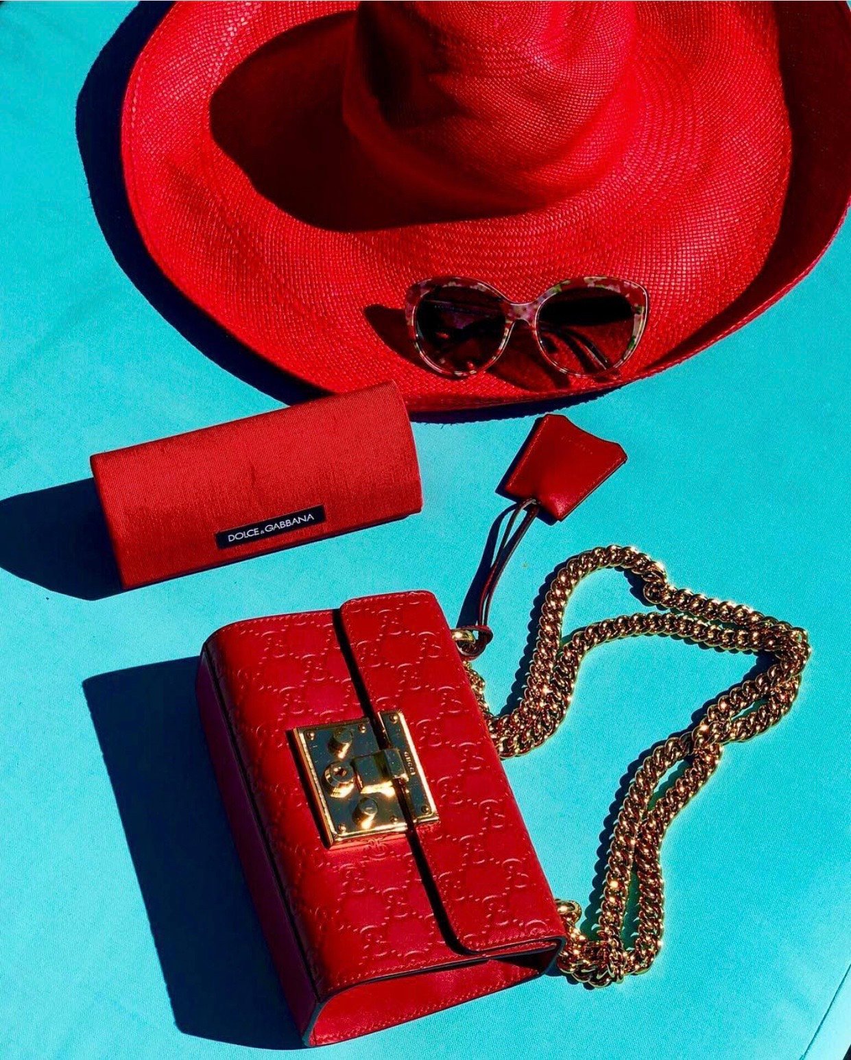 Image of GUCCI GUCCISSIMA LEATHER PADLOCK SHOULDER BAG (RED)