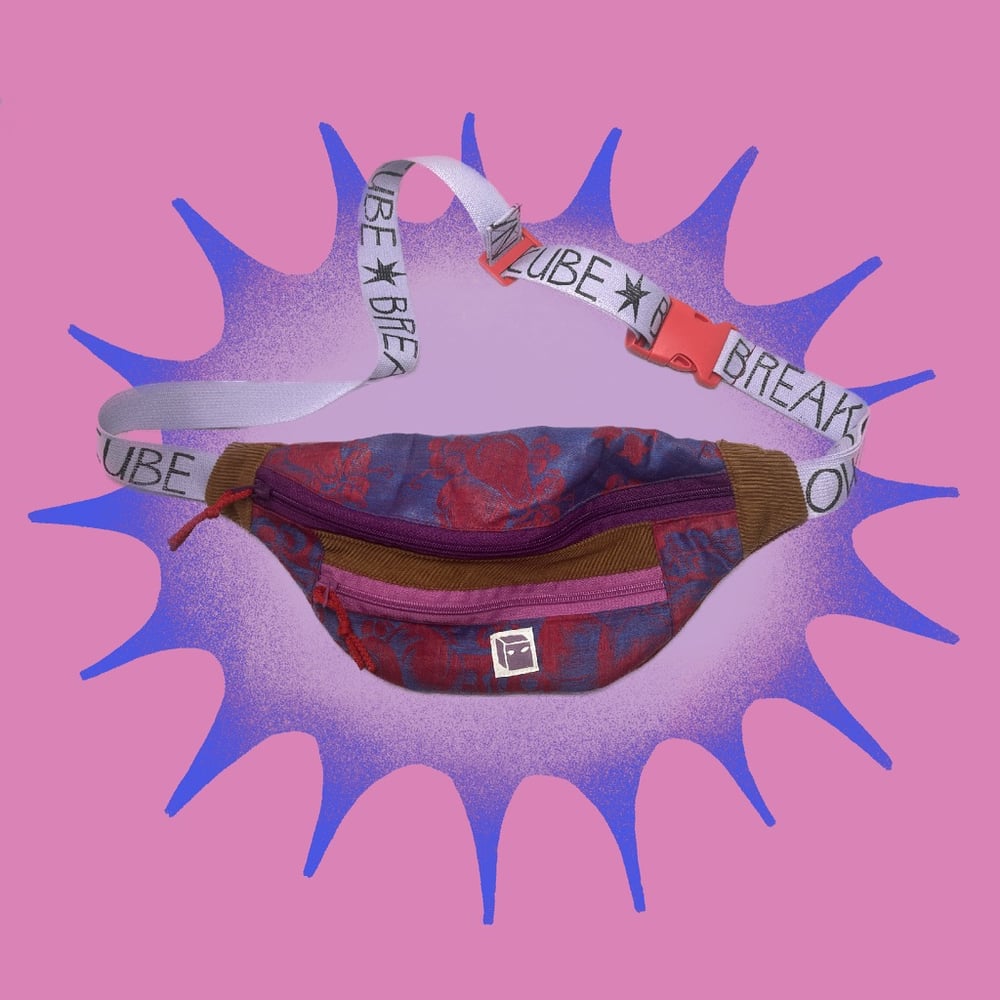 Image of WAISTBAG 21