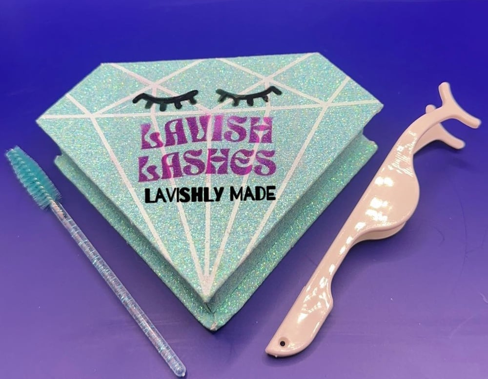 Image of Lavish lashes 