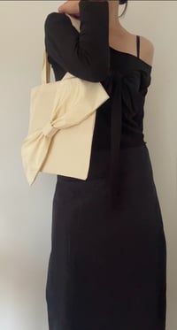 Image 3 of CAMILLE TOTE BAG BLACK