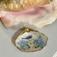 Seagull and Hydrangea Clam Trinket Dish