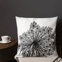 Image 3 of Premium Flower pillow 1