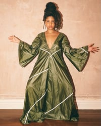 Image 4 of The Maxine