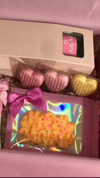 Image 3 of Happy Birthday wax melt 