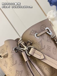 Image 8 of LV Bella Tote