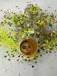 Image 3 of Bunting Love 