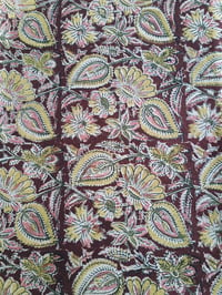 Image 2 of kalamkari feuilles et fleurs bordeaux 