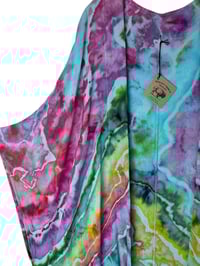 Image 4 of M Long Woven Kimono in Tropical Geode Ice Dye