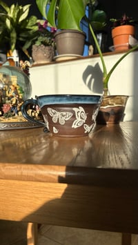 Image 7 of Butterfly mug 01