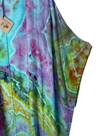 Image 3 of M Long Woven Kimono in Tropical Geode Ice Dye